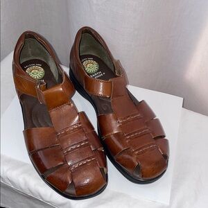 EARTH SHOE HARLEN BROWN LEATHER FISHERMAN COASTAL GRAMDMA VELCRO SANDAL SIZE 9